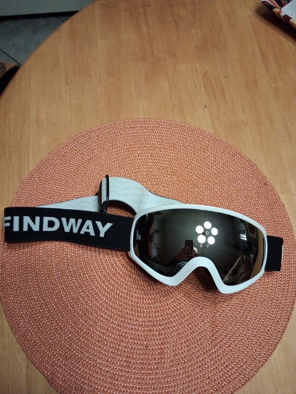 Findway White & Black Ski/Snowboard Goggles With Silver Mirror Lens